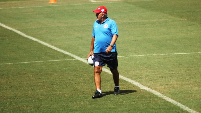 América-RN - Aluísio Moraes, técnico (Foto: Canindé Pereira/Divulgação)