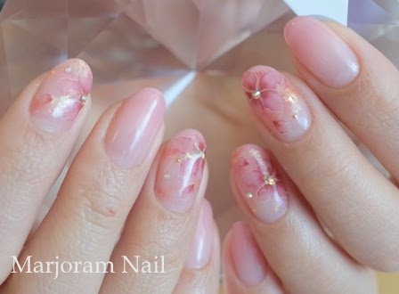 春ネイル ナチュラルピンク グラデーション フラワーアート 横浜 ネイルサロン Marjoram Nail 尾上怜子 グラデーションネイル