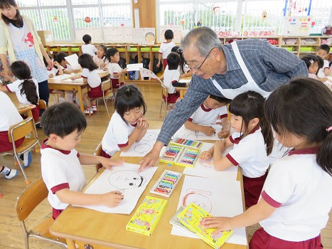 絵画教室始まりました | みのり幼稚園