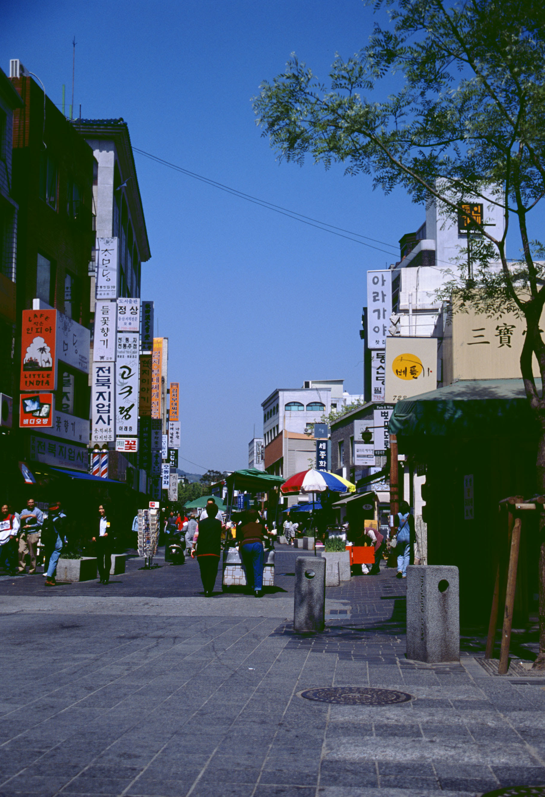 ゆんフリー写真素材集 No 784 仁寺洞の空 韓国 ソウル