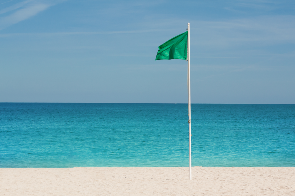 beach safety flag system  excel beach service