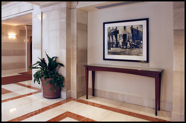hills_lobby-entr-2harrison-2
