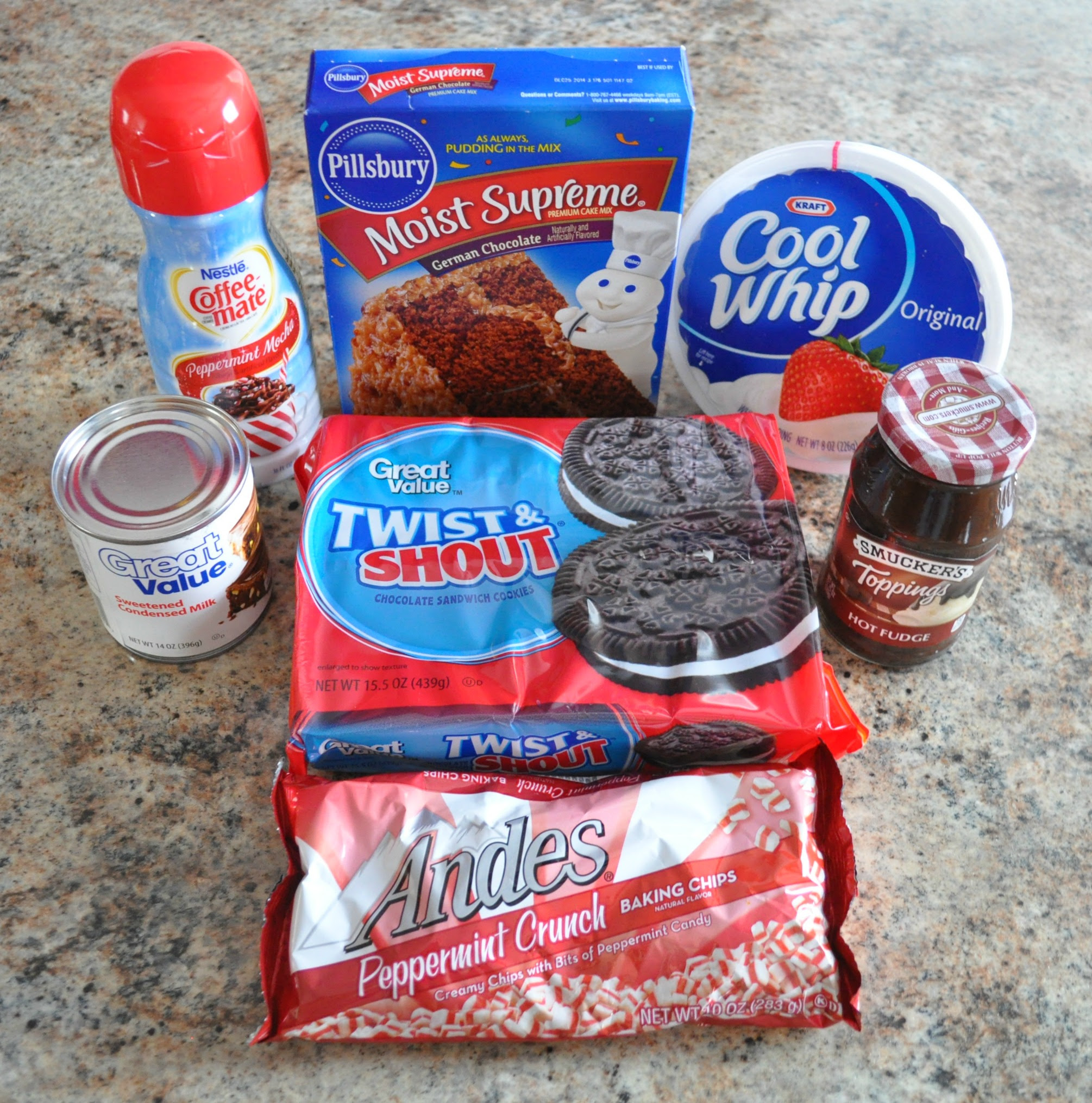 Christmas Poke Cake Mommysavers