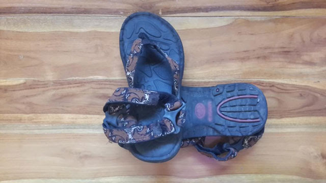 sandal-gunung
