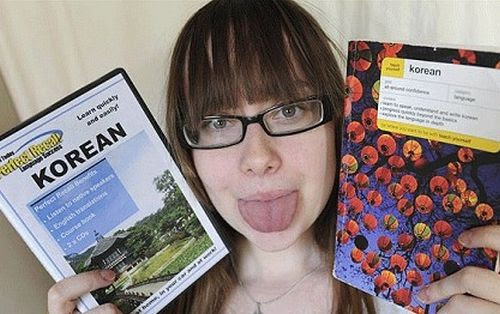 韓国語の発音を完璧にするためイギリスの女子学生が舌を手術 らばq