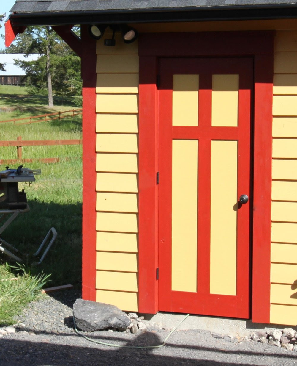 We built this door last summer for the garage. Delighted to install it this month!