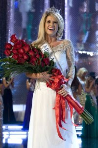 Miss Nebraska Teresa Scanlan Pictures. Miss Nebraska Teresa Scanlan
