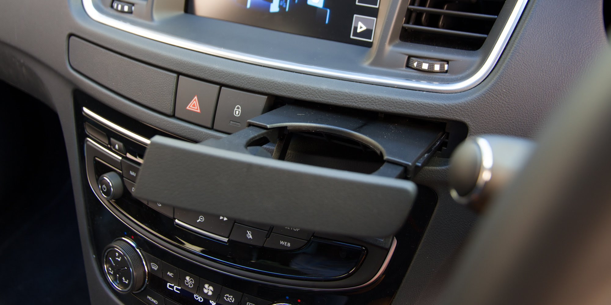 Is it hard to drive a manual car on the left? LHD v RHD - Photos (1 of 35)