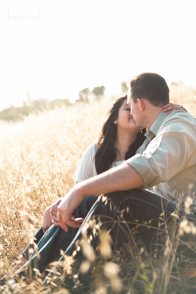 Engagements Tall Grassy Field-1-4