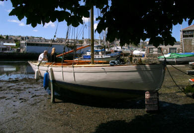 About Roving Commissions Ltd, Shipwrights Á Boat Builders