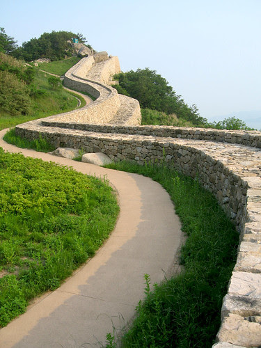 Gaya wall