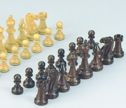 Staughton Style Double Weighted Rosewood & Boxwood Chessmen