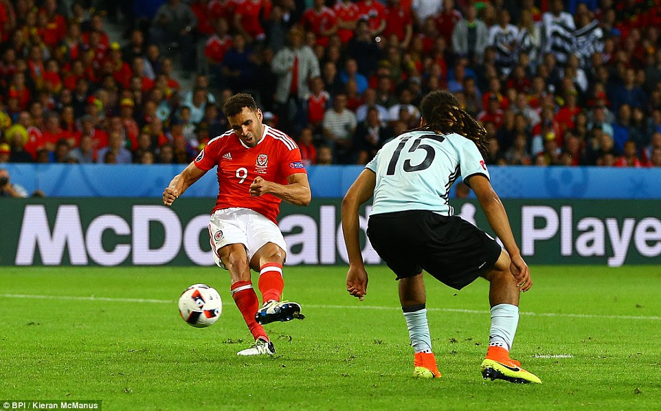 Jason Denayer can only watch on as Robson-Kanu, having tricked his way past a static defence, slots the ball past Courtois