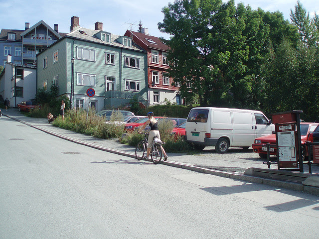 Perierga.gr - Λιφτ για ποδήλατες!