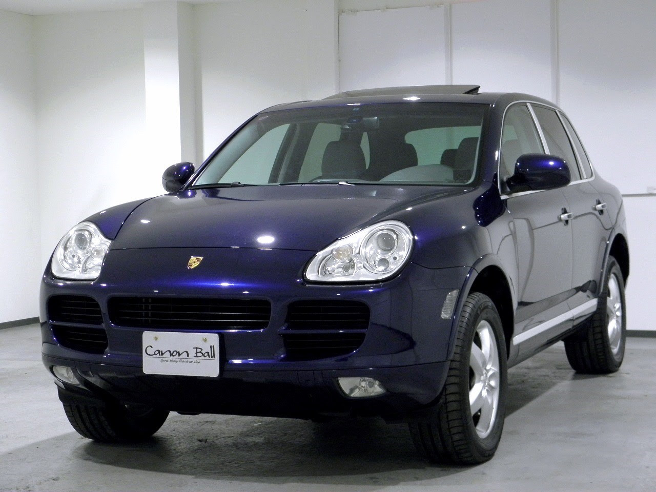 ポルシェ カイエン 中古車詳細 ポルシェ中古専門店 キャノンボール Porshe 輸入車 埼玉 16号線沿い ｓ ティプトロニックシフト エアサス搭載車 本革内装 サンルーフ ｈｄｄナビ一体機