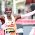 Eliud Kipchoge : How Eliud Kipchoge Broke Running's Mythic 2-Hour Barrier | GQ / Kenya's eliud kipchoge carved out his own piece of history by becoming the first person to run a marathon in less than two hours in vienna on saturday, with every element of the run being.