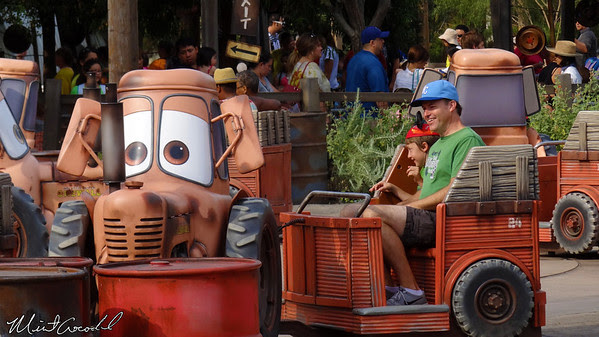 Disneyland Resort, Disney California Adventure, Cars Land, Mater's Junkyard Jamboree