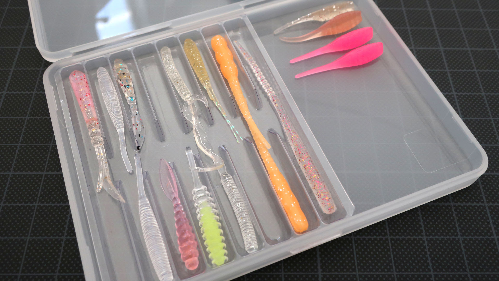 ライトゲームに最適 100均で入手できる薄型ケース