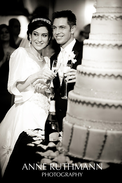 Elegant Bride & Groom Cake & Champagne
