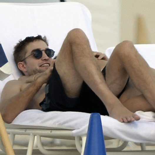  photo Robmas Day 8 .gif