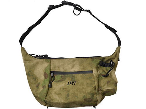 BANANA-POUCH-CAMO-1