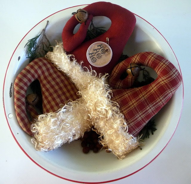 Primitive Santa Hat Ornies