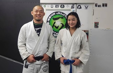 ブラジリアン柔術ニュースブログ ブラジルブログ インタビュー 日本とタイのハーフ美女ｍｍａファイター リカ タイニードール イシゲ Livedoor Blog ブログ