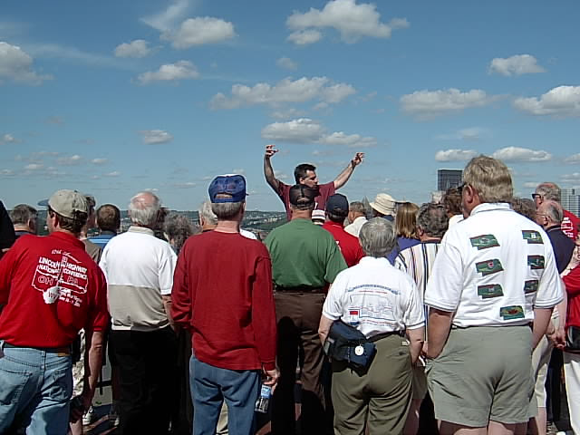 Lincoln Highway bus tourists were able to ride the famous lift.