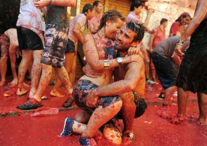 Tomatina 2010 (64 pics)