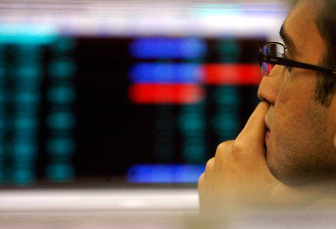 Parliament impasse, likely US rate hike weigh heavy on mkts