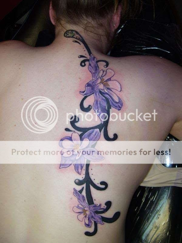 Flower Tattoo Girl. vine tattoo,sexy girl tattoo