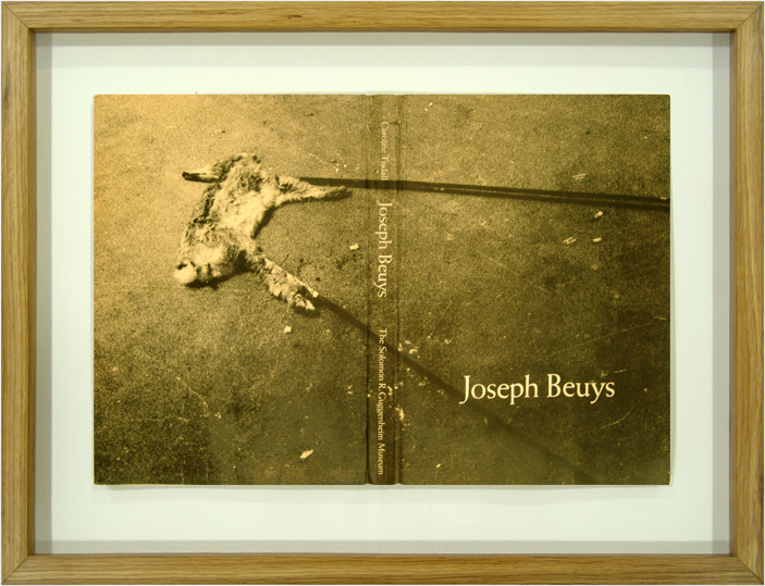 http://www.acgart.gr/ACG-COLLECTION/ARTISTS/B/BeuJ/BeuJ1979gugg.jpg