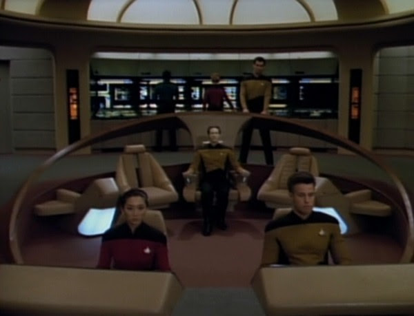 Night Shift on the Enterprise-D, complete with lowered lighting