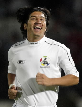 Ronaldo Zamora on Ronaldo Ru   Ronaldo Robinho  Zamorano
