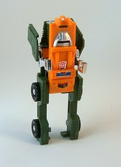 Transformers Brawn - modo robot (G1 Reissue)