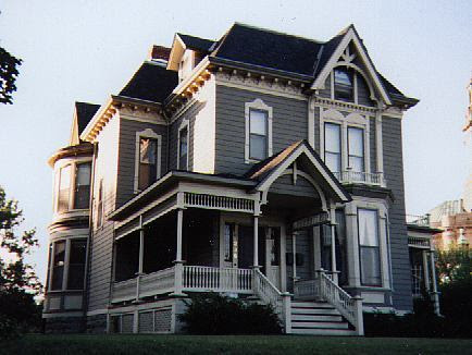 Victorian Architecture on Victorian   Victorian Inn