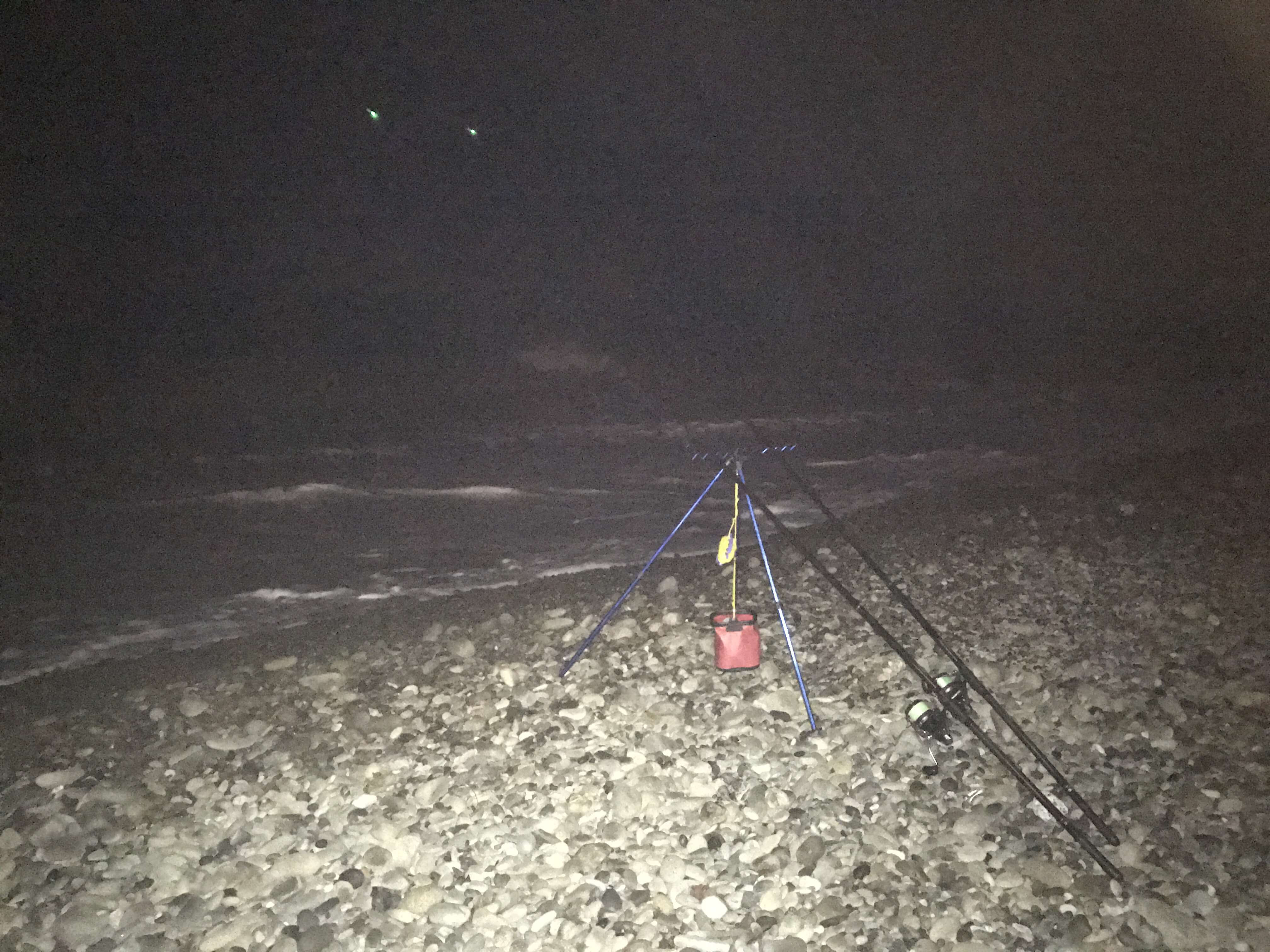 初心に帰って サーフ 砂浜 でぶっこみ釣り ゆっくりドラグが Red Wave