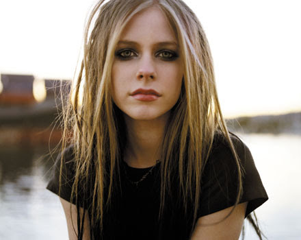 avril lavigne singer pics Pictures, Wallpaper, Celeb, Galleries, famous
