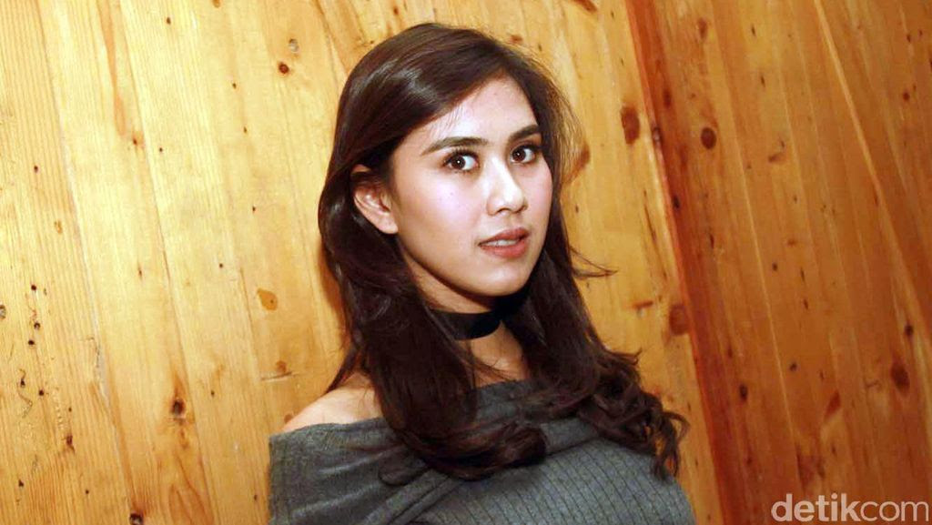 Soal Raffi-Ayu Ting Ting, Syahnaz: Nggak Usah Terlalu Dipusingin!