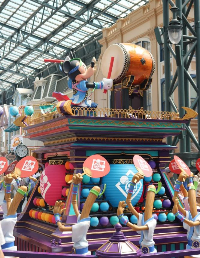 体験談 ディズニー夏祭り17年期間は イベントは濡れるグッズは何がある 楽しむ心