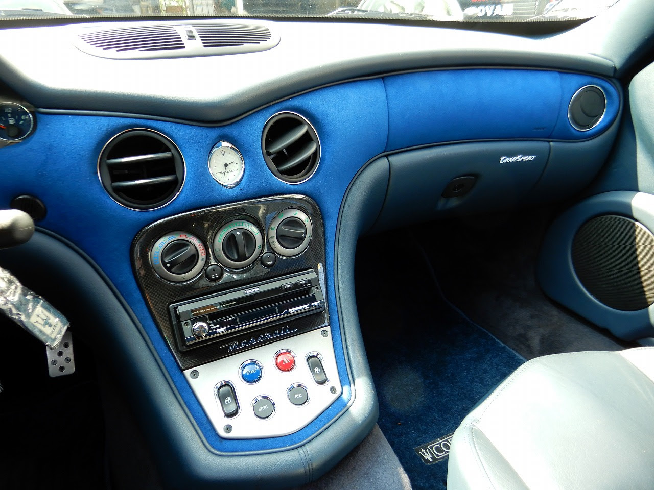 マセラティ アストンマーティン フェラーリ ランボルギーニ専門店 ミラコラーレ