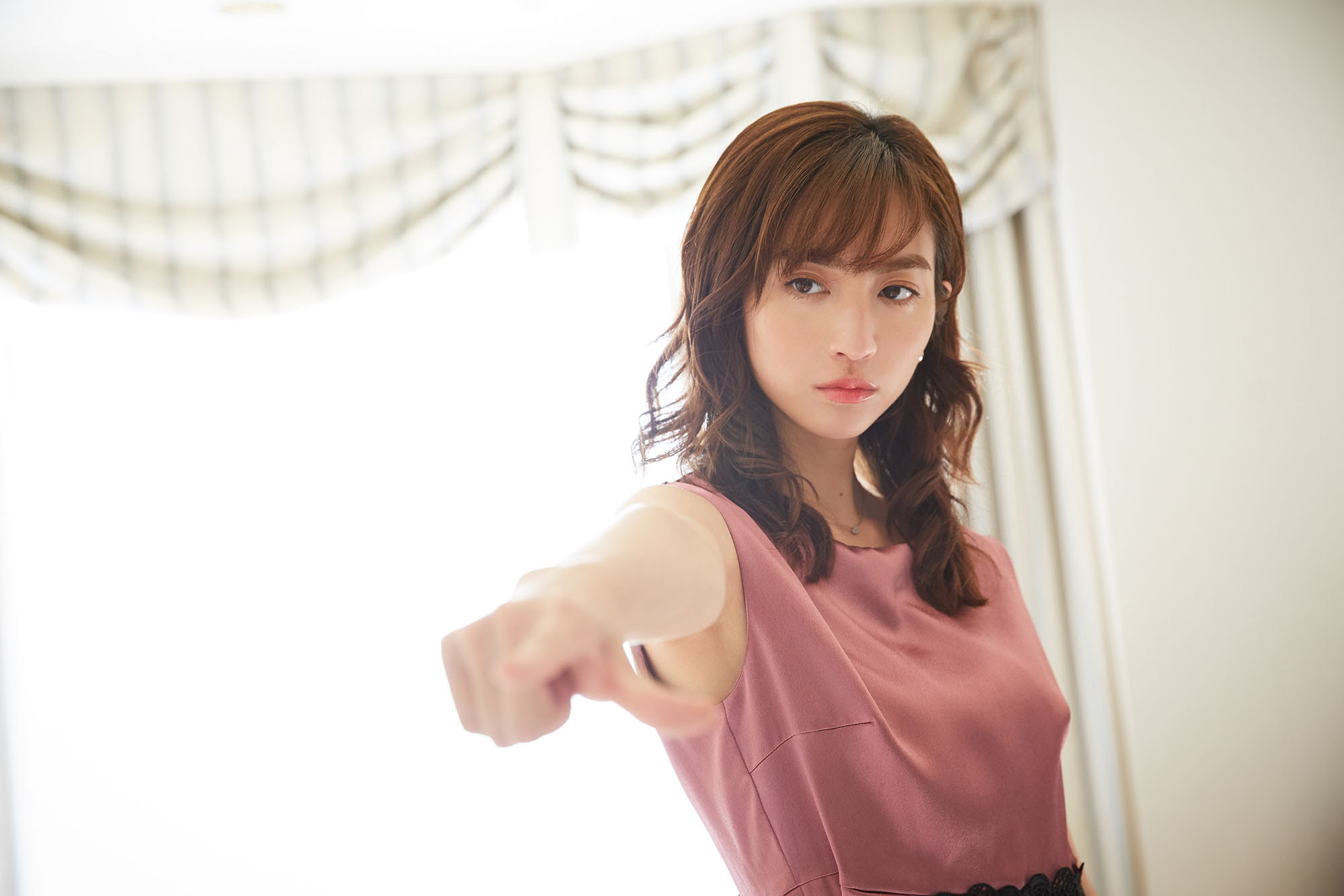 会見レポート 映画 ダウトー嘘つきオトコは誰 に出演の堀田茜 稲葉友 Meglog 編集日記