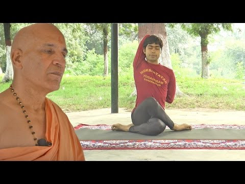 Video How To Do Gomukhasana Yoga