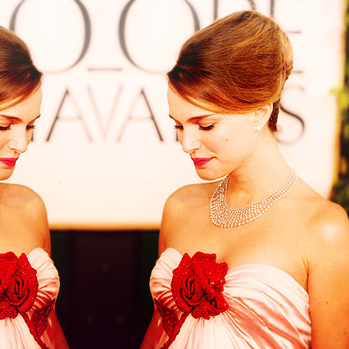 Natalie Portman At The Golden Globes 2011. notes. Natalie Portman at