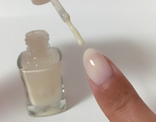 100円ショップのマニキュアだけで作るフラワーネイルのやり方 キレイナビ