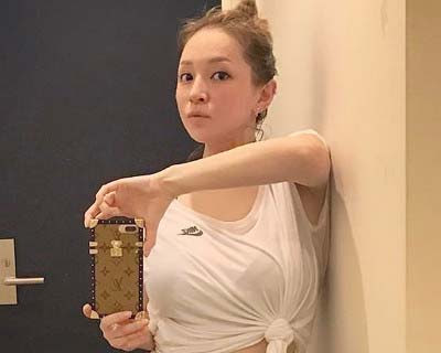 しゃべくり007 出演の浜崎あゆみがウソ発言 スマホ苦手発言に疑惑 Iphoneケースをインスタグラムで公開し 画像あり 今日の最新芸能ゴシップニュースサイト 芸トピ