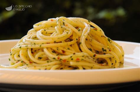 Ricetta Spaghetti Olio Aglio Peperoncino