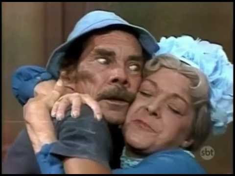 Conheça a linda história por trás dos atores Seu madruga e Dona Clotilde do Chaves.