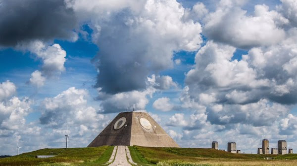 mickelson-complex-01