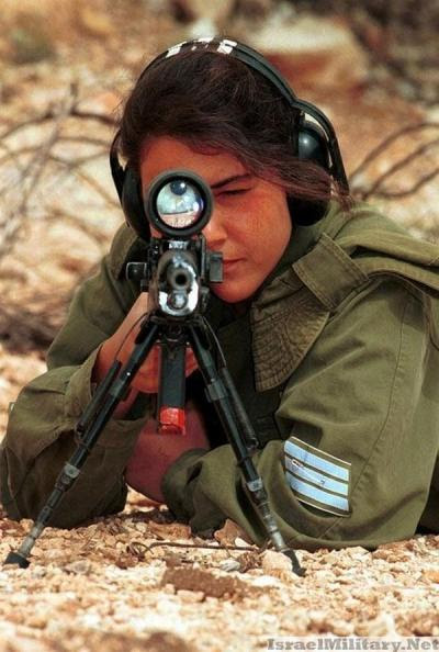 christina aguilera hair in burlesque. CHRISTINA AGUILERA BURLESQUE